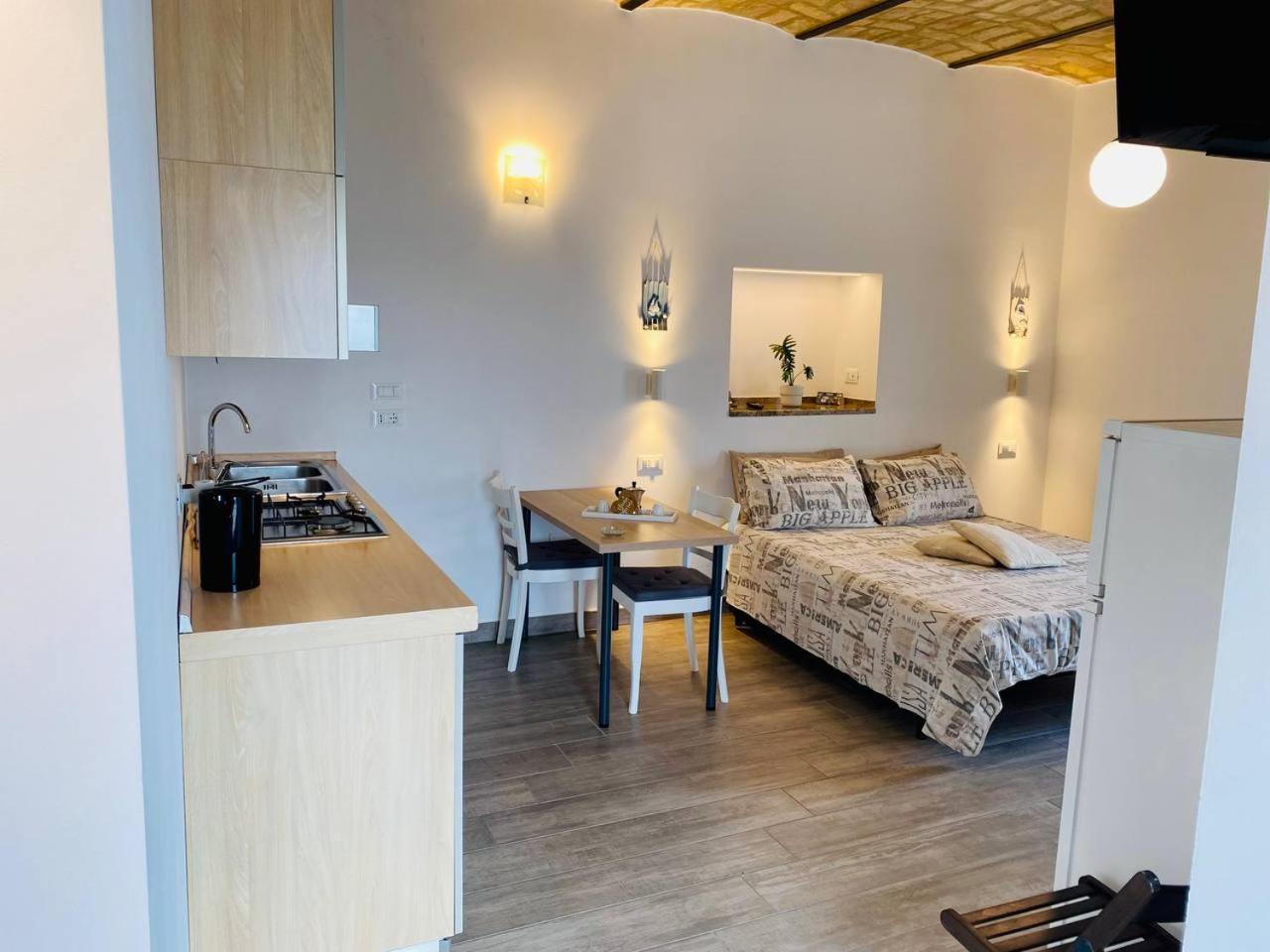Апартаменты Casa Venere Рокка-Сан-Джованни Экстерьер фото